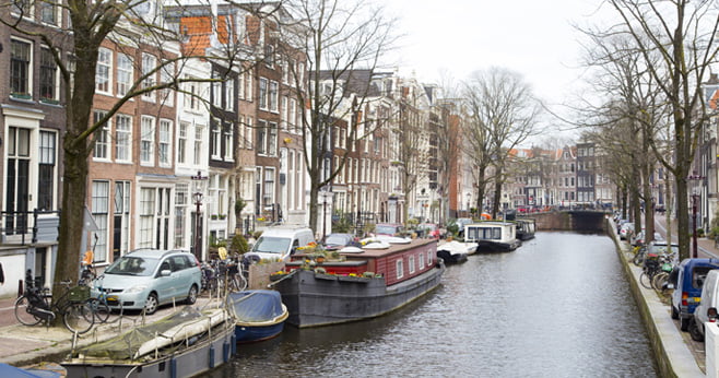 Duizenden huizen in Amsterdam kampen met achterstallig onderhoud