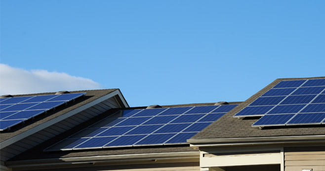 Kunnen sociale huurders straks nog zonnepanelen voor hun woning betalen