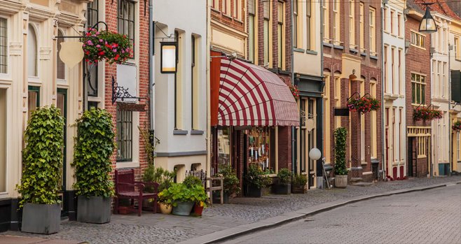 Alleen vergaande maatregelen kunnen de leegstand in winkelgebieden nog redden