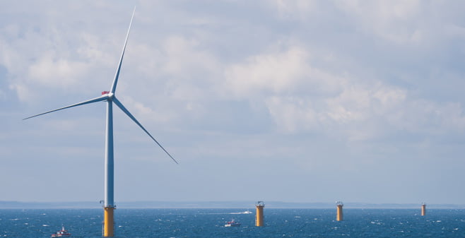 Innovatie bij windenergie zit hem niet altijd in het verbeteren van de windmolens