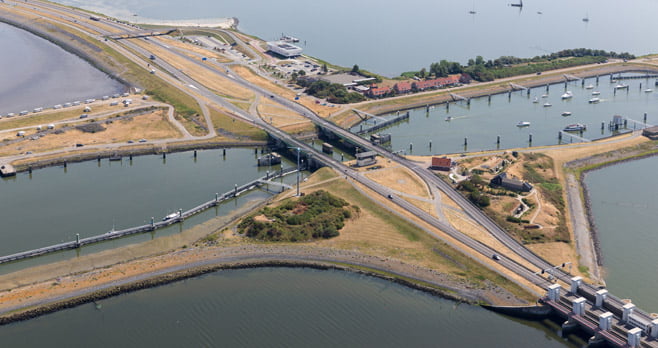 De overheid moet fors meer investeren voor de renovatie van de Afsluitdijk