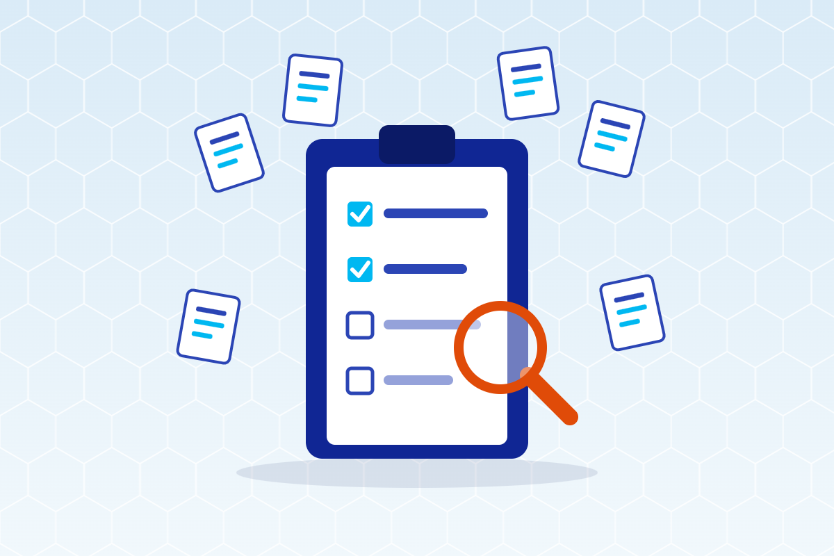 Illustratie van een klembord met checklist, rondvliegende formulieren en een vergrootglas als symbool voor toezicht
